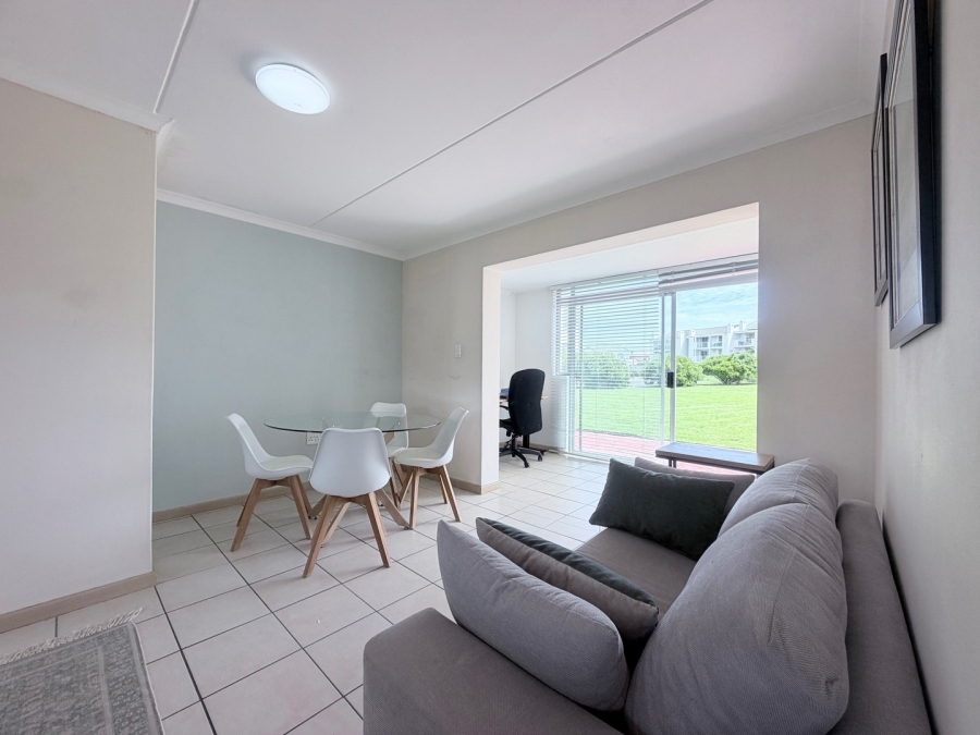 1 Bedroom Property for Sale in Bloubergstrand Western Cape